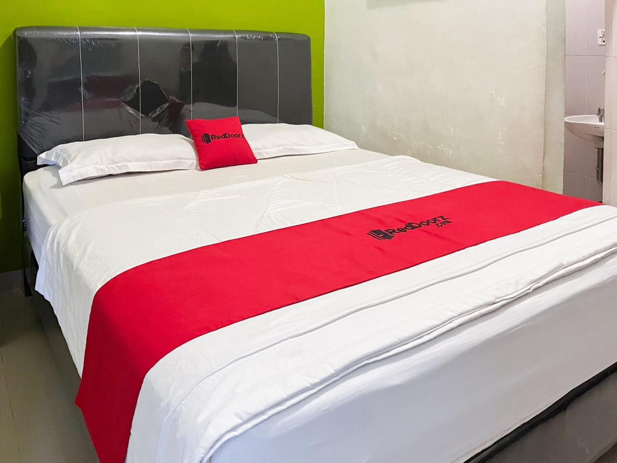 Reddoorz Near Pantai Pandan Sibolga 2 Hotel Halangan Екстериор снимка